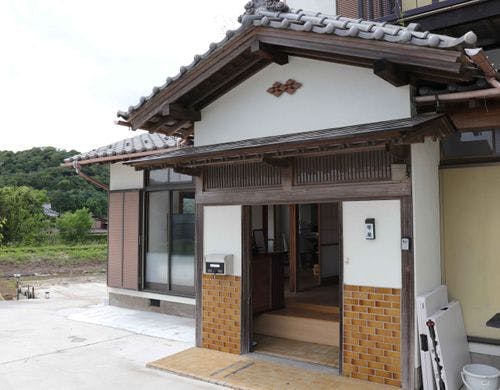 自然に囲まれた静かな時間が流れる一軒宿