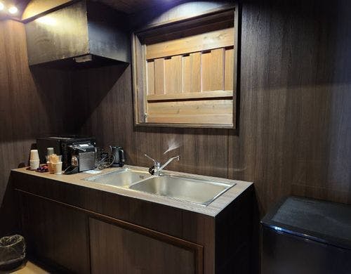 松葉のお宿のキッチンは冷蔵庫がございます