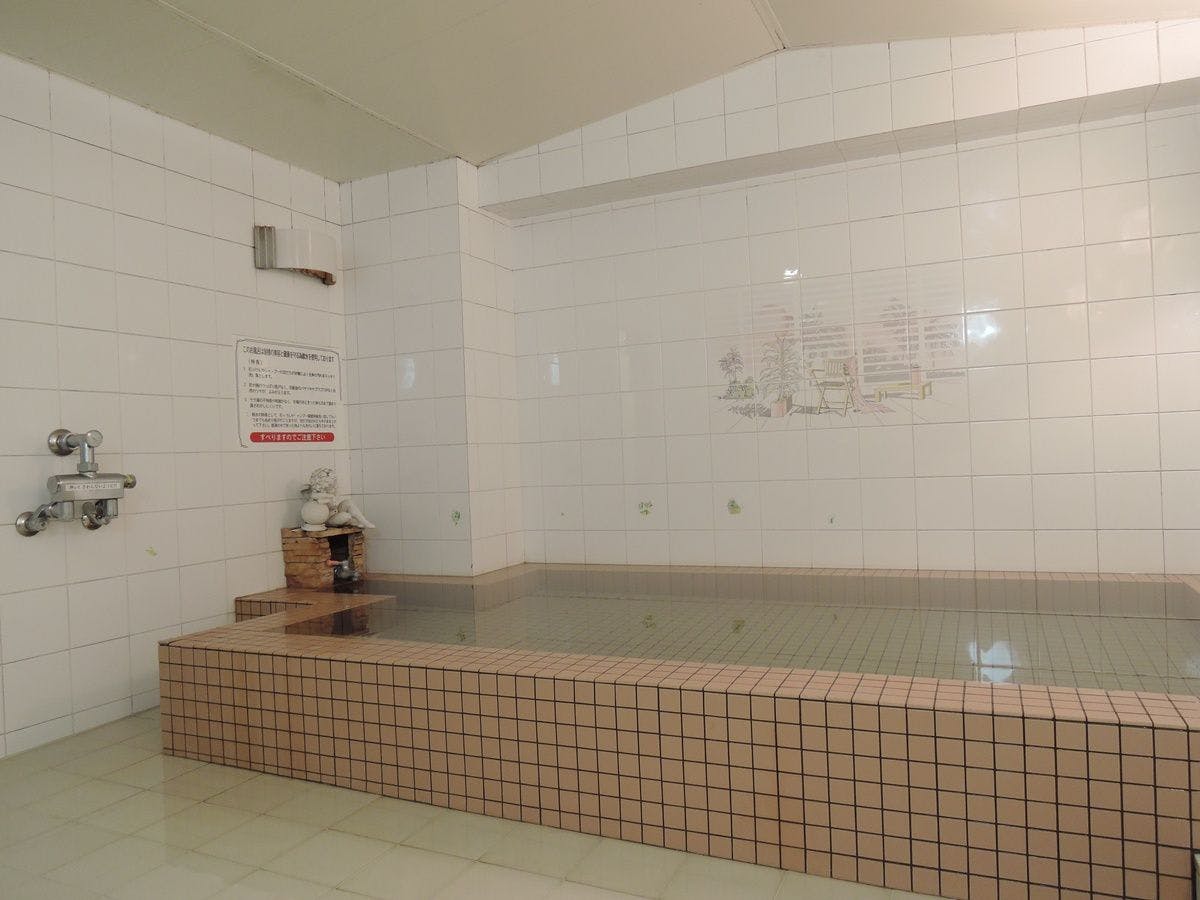 *【ห้องอาบน้ำรวม (สำหรับผู้หญิง)】