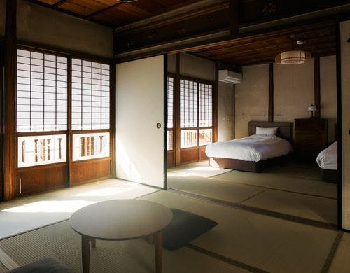 2階和室・ベッドルーム　町側