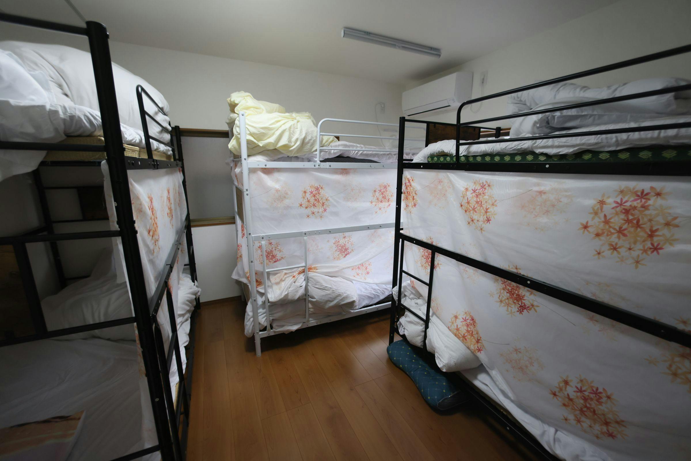 204W ห้องพักรวม 6 คน