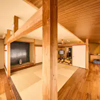 Penginapan ini ialah rumah tradisional lama yang telah diubah suai sepenuhnya.