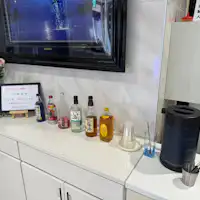 บริการเครื่องดื่มแอลกอฮอล์ฟรี 1 แก้ว