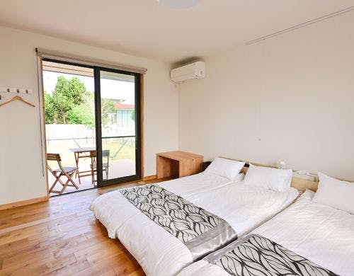 キッチンとダイニング