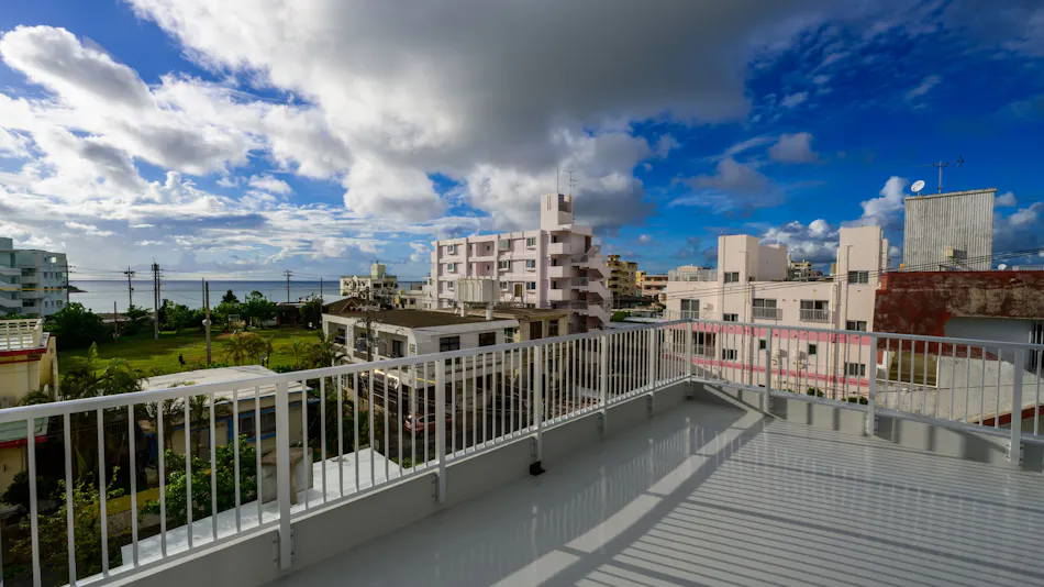 Araha Beachway Inn