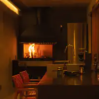 ห้องนั่งเล่นยามค่ำคืน