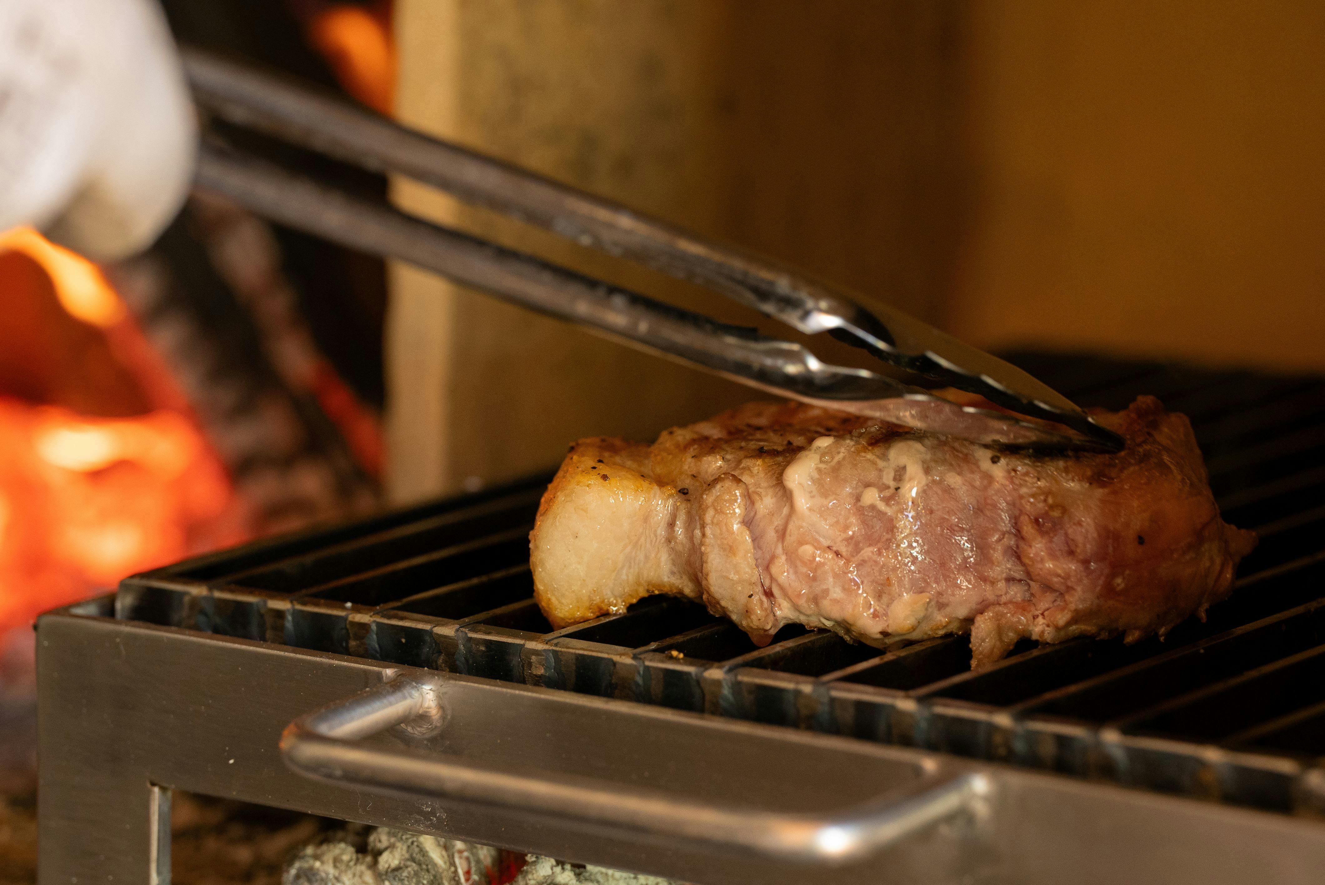 เนื้อหมูส่วนไหล่แบบบล็อก