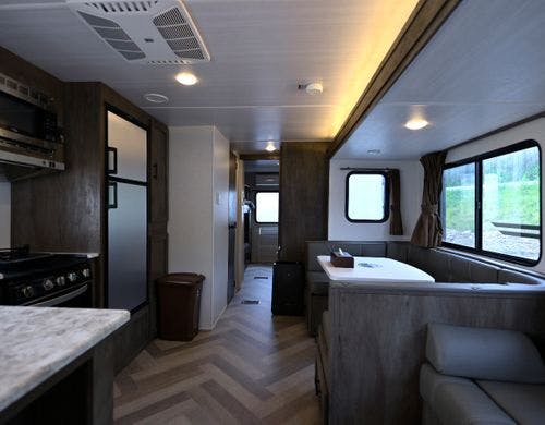 トレーラーハウス　ベッドルーム②