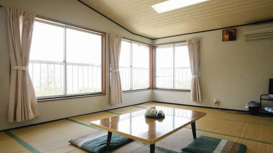 Natural Singing Sand Onsen, Indoor Bath, Accommodation YAYOSHI