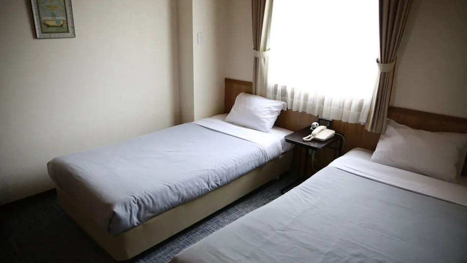 Shin Nishiki Hotel