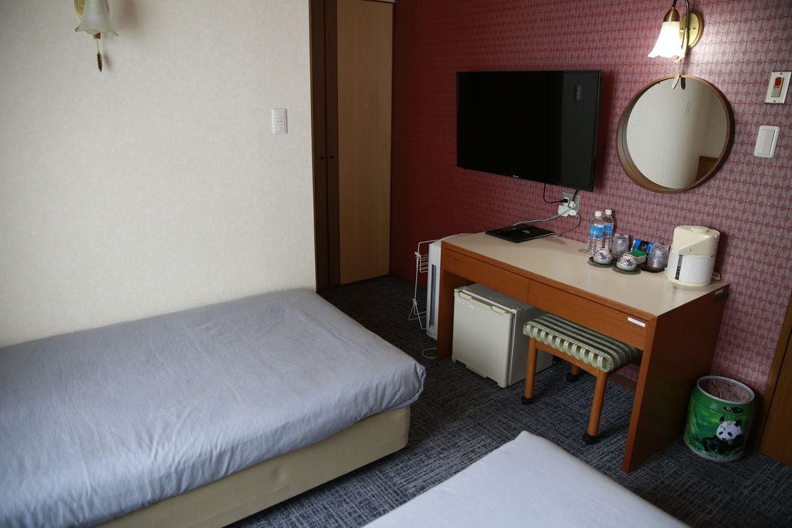 Shin Nishiki Hotel