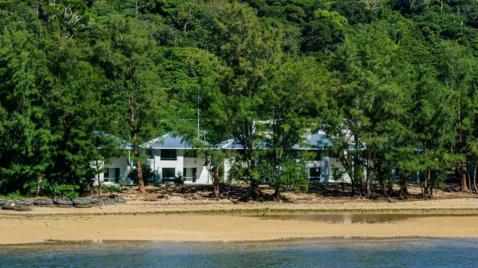 CORAL ISLAND