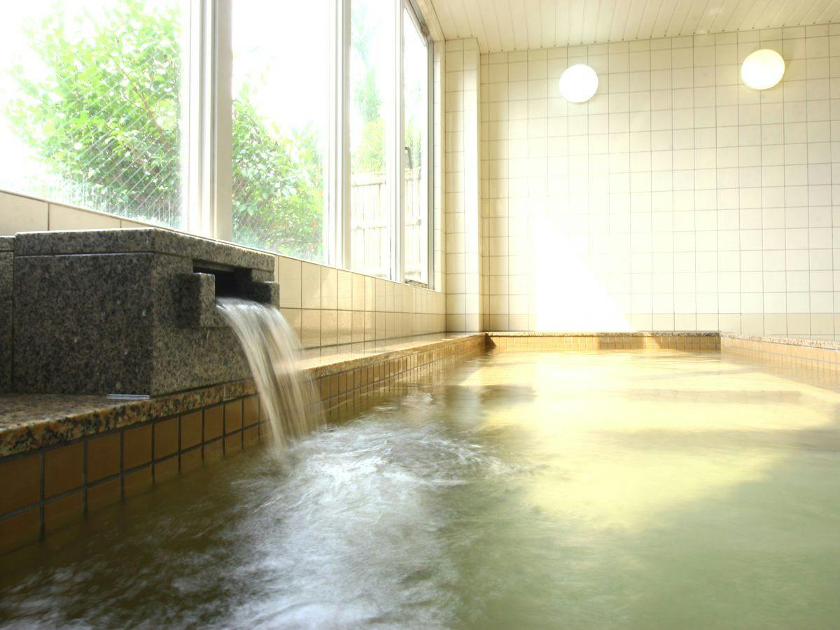 リニューアルした共同浴場