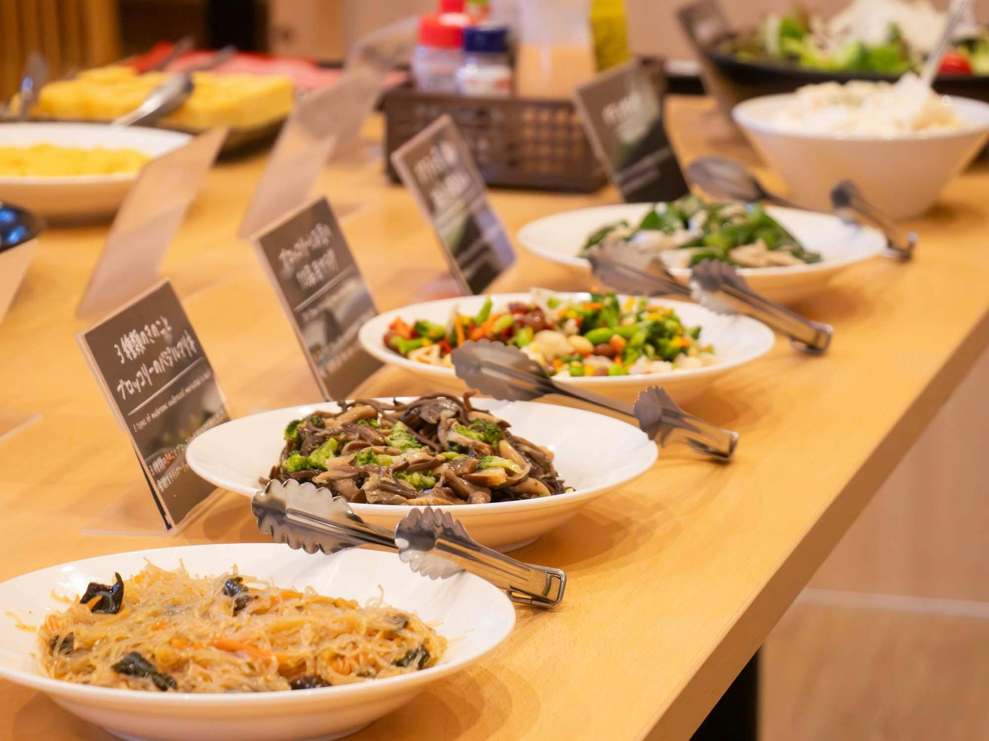 Delightful Japanese and Western Buffet