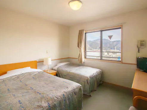 Single / Petite Twin Room