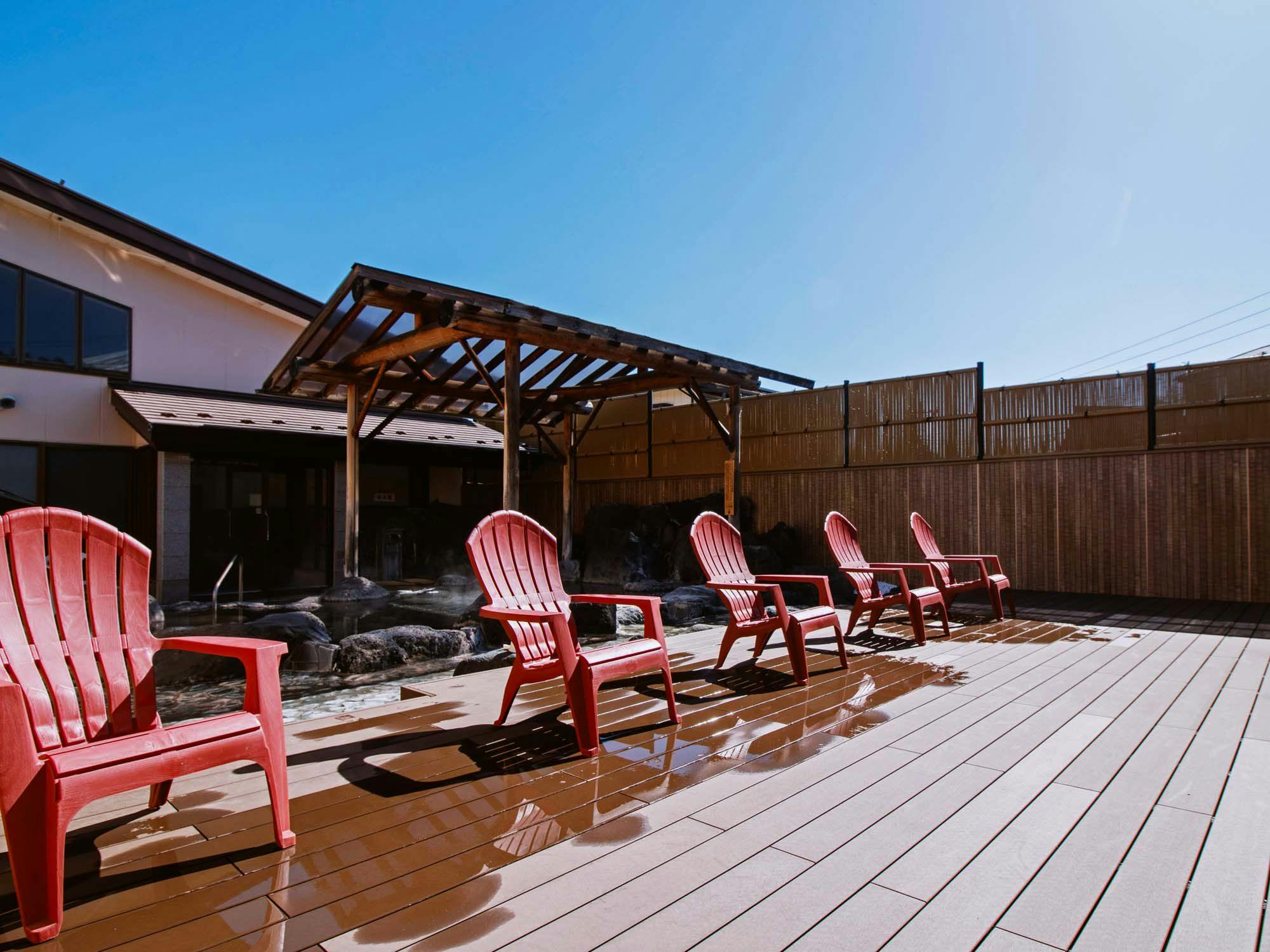 Sauna Outdoor Cooling Deck