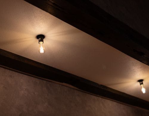 【美田】デザインされた照明。