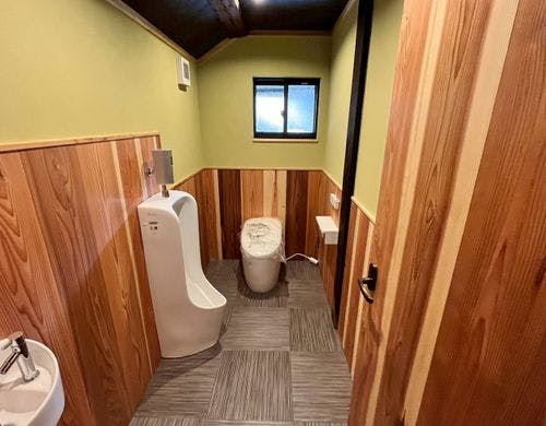 【木叢】新しく綺麗になったトイレ