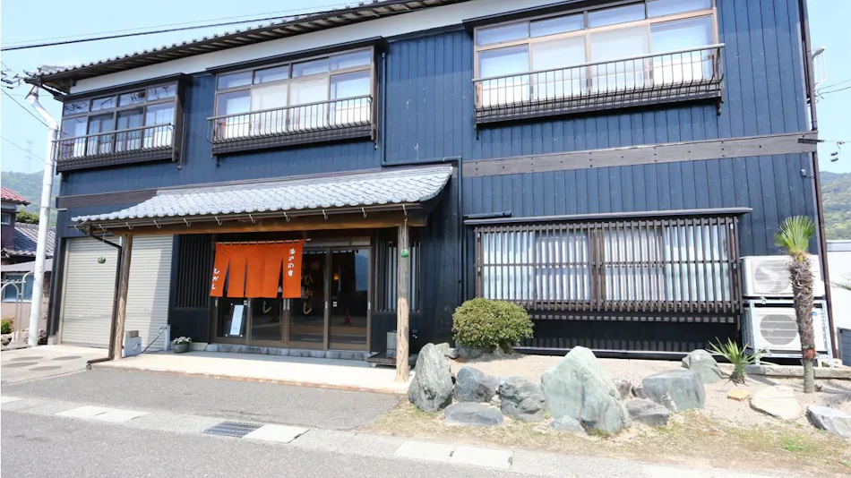 Seaside Accommodation Higashi