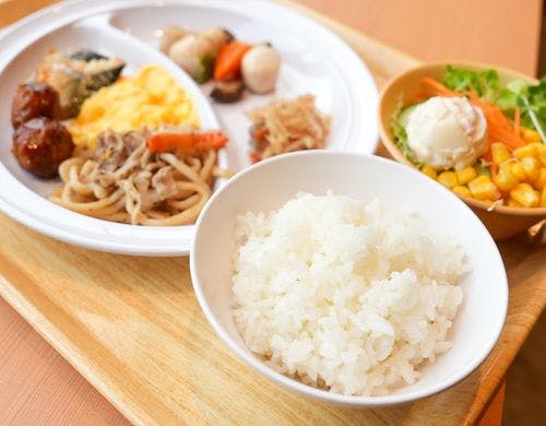 「朝食バイキング」