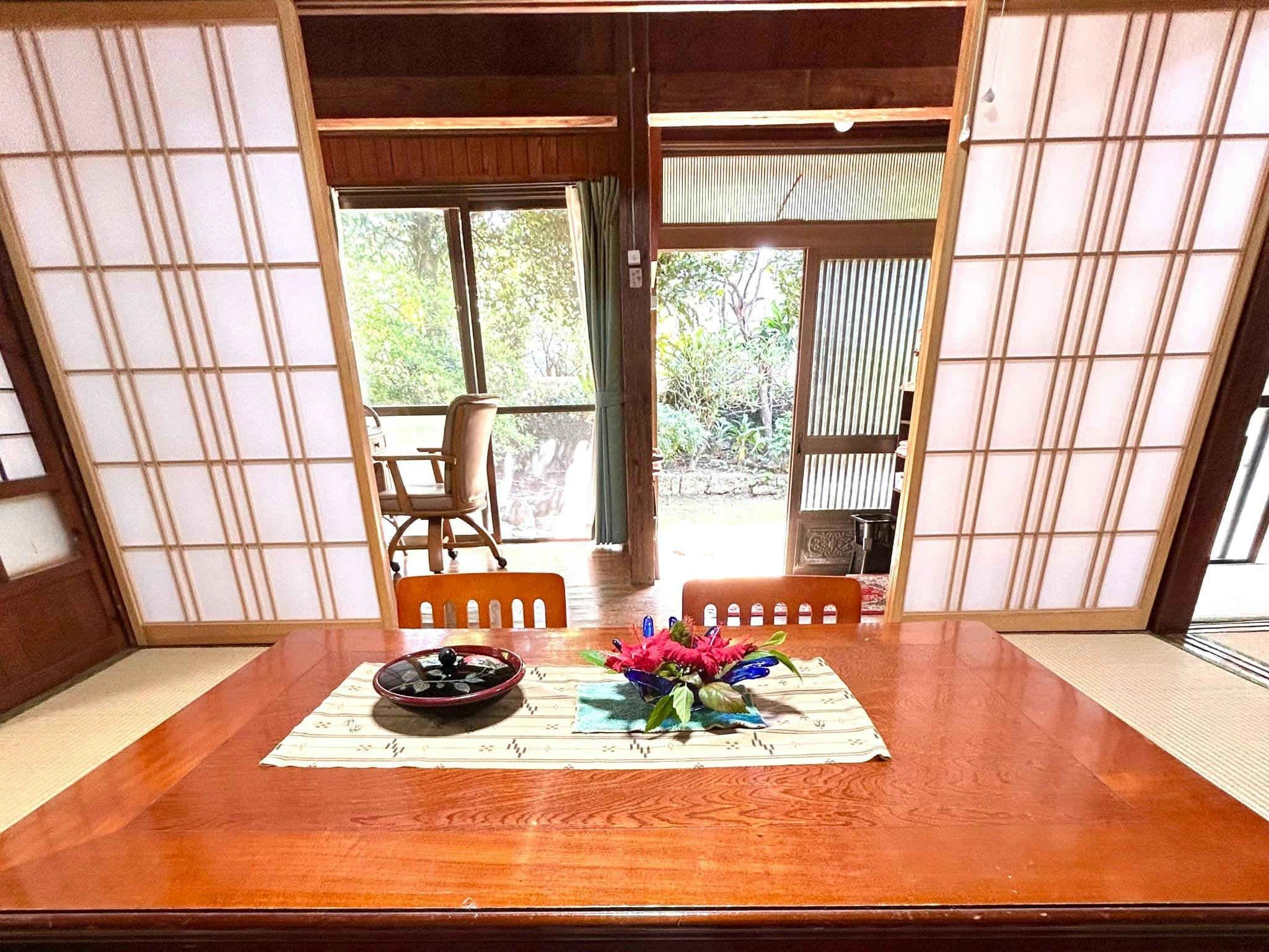 Traditional Okinawan House Miyaa