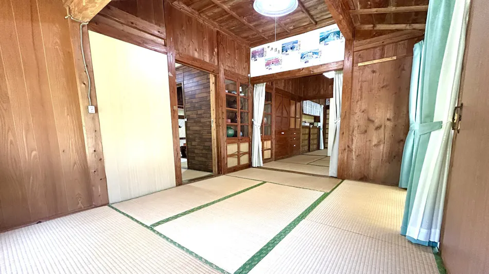 Traditional Okinawan House Miyaa