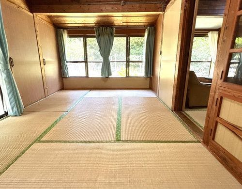 部屋の床の間