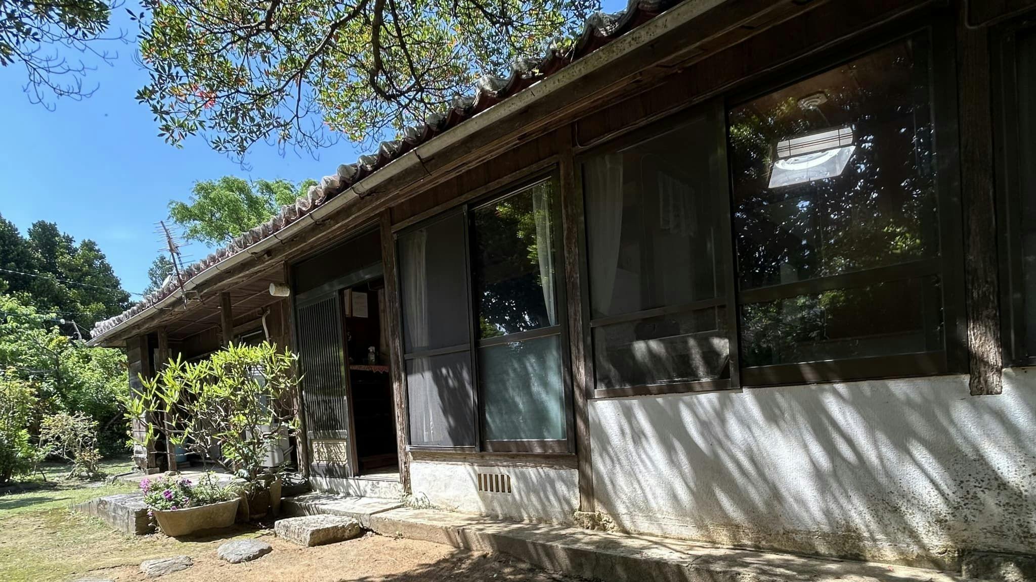 Traditional Okinawan House Miyaa