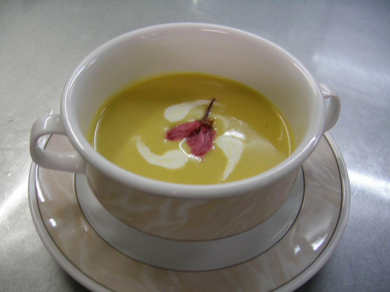 ซุปโพเทจผักตามฤดูกาล