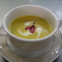 ซุปโพเทจผักตามฤดูกาล