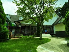 ペンション　かかしのかくれ家