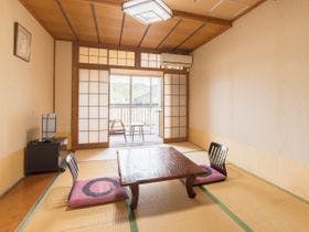 鬼石観光ホテル