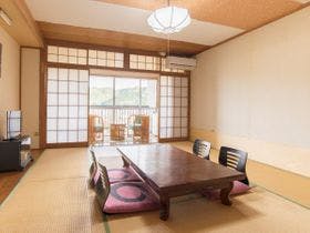 鬼石観光ホテル