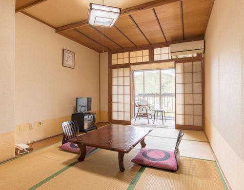 *【部屋（和室7畳半）】