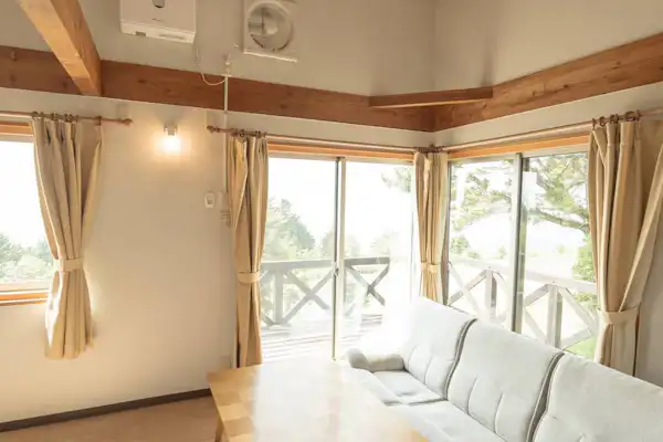 【คอทเทจ/ภายใน】