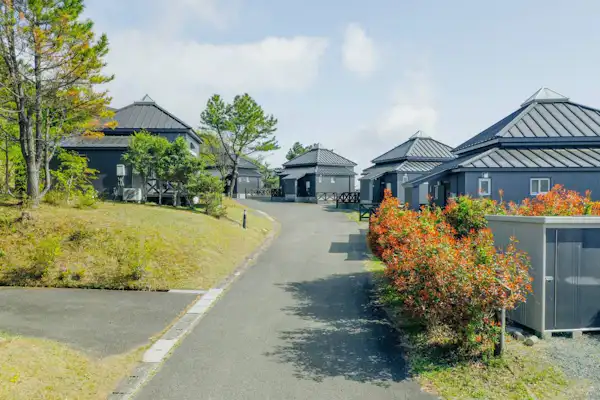 【คอทเทจ/ภายนอก】