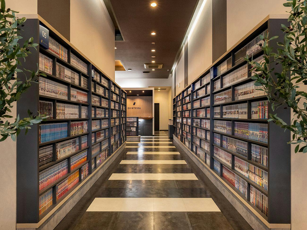 Quintessa Hotel Fukuoka Watanabe-dori Comic & Books