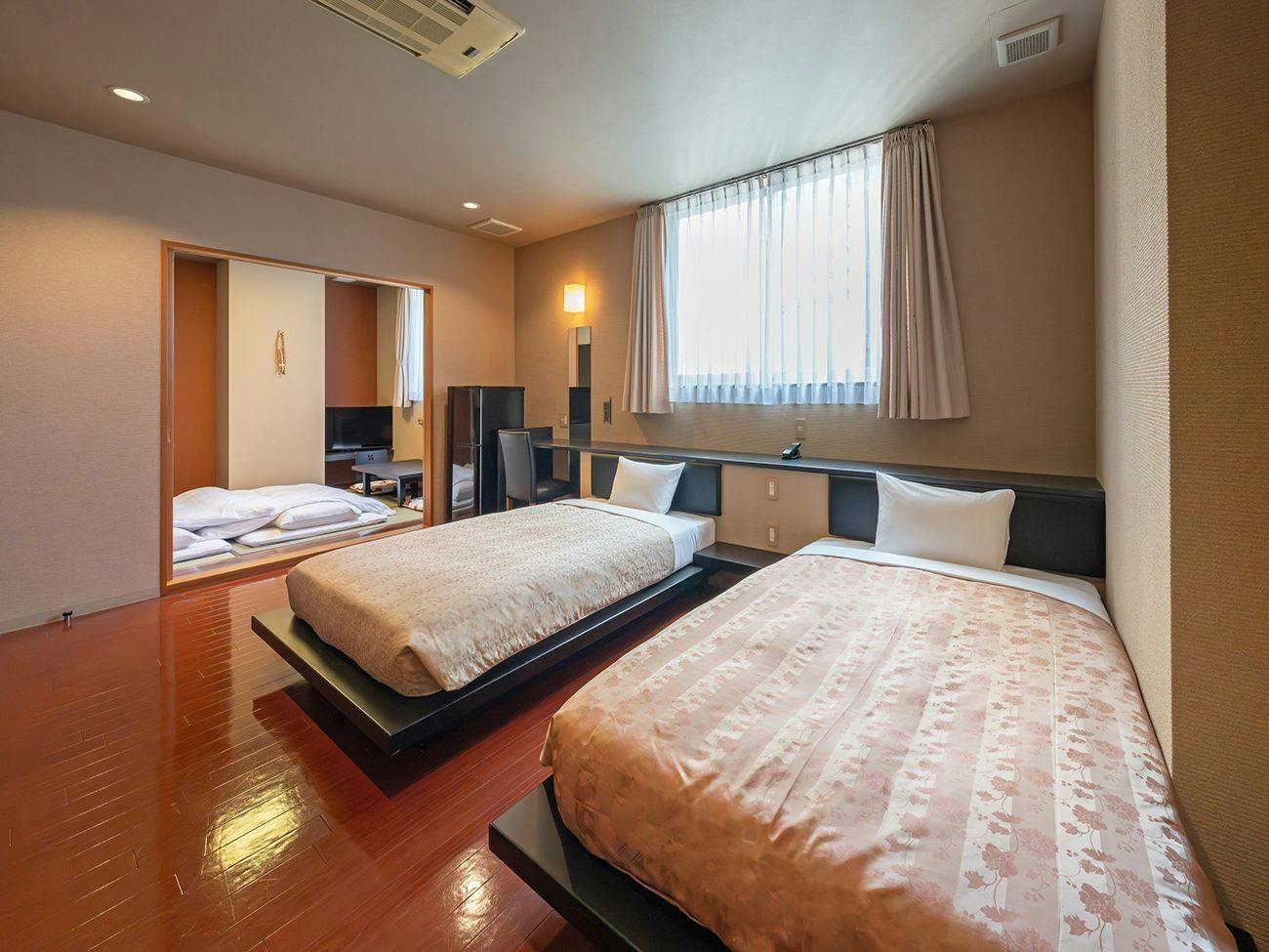 Quintessa Hotel Fukuoka Watanabe-dori Comic & Books