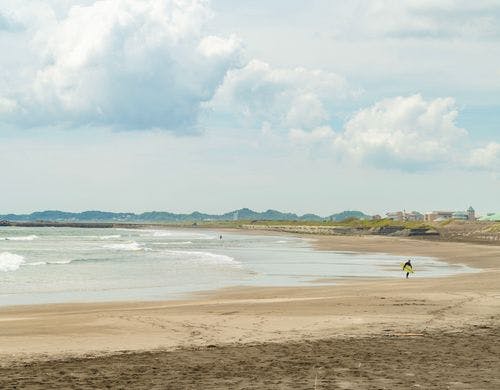 有名なサーフスポットである一宮海水浴場