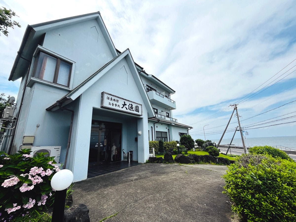 ตั้งอยู่ริมถนนหลวง สะดวกต่อการเดินทาง