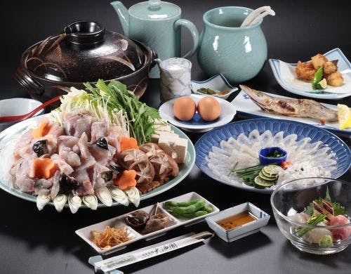 料理_河豚デラックス_全体