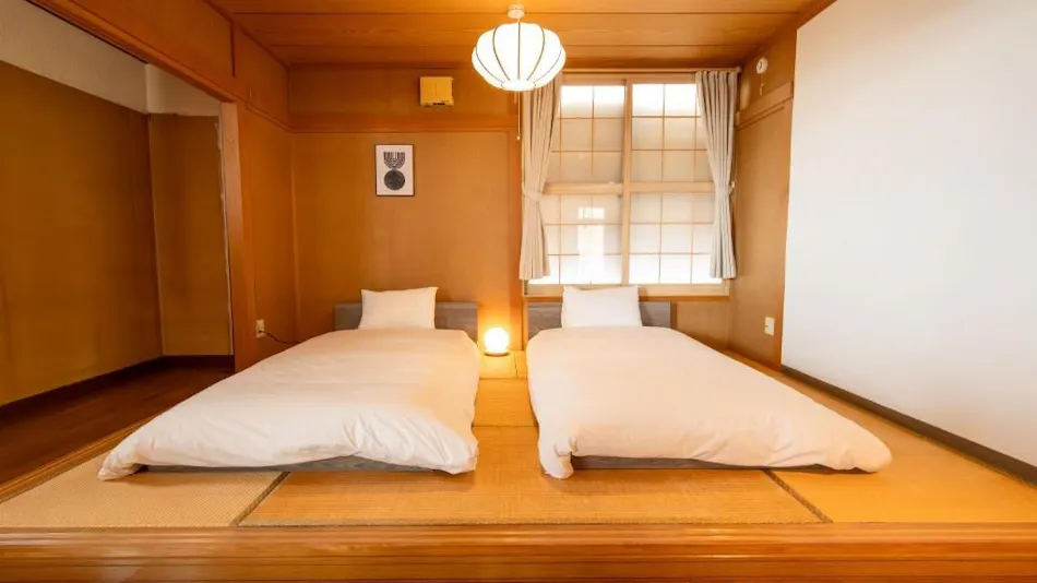 Nakamachi House