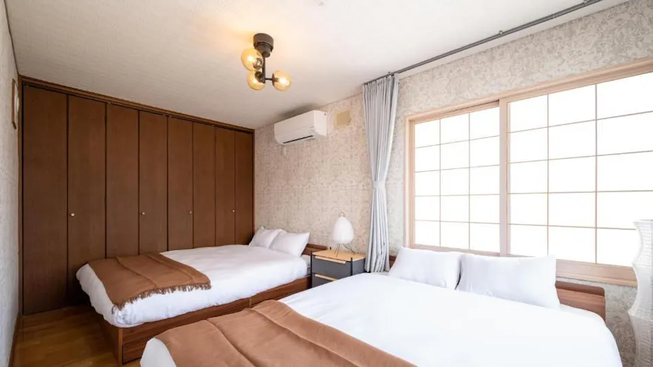 Nakamachi House
