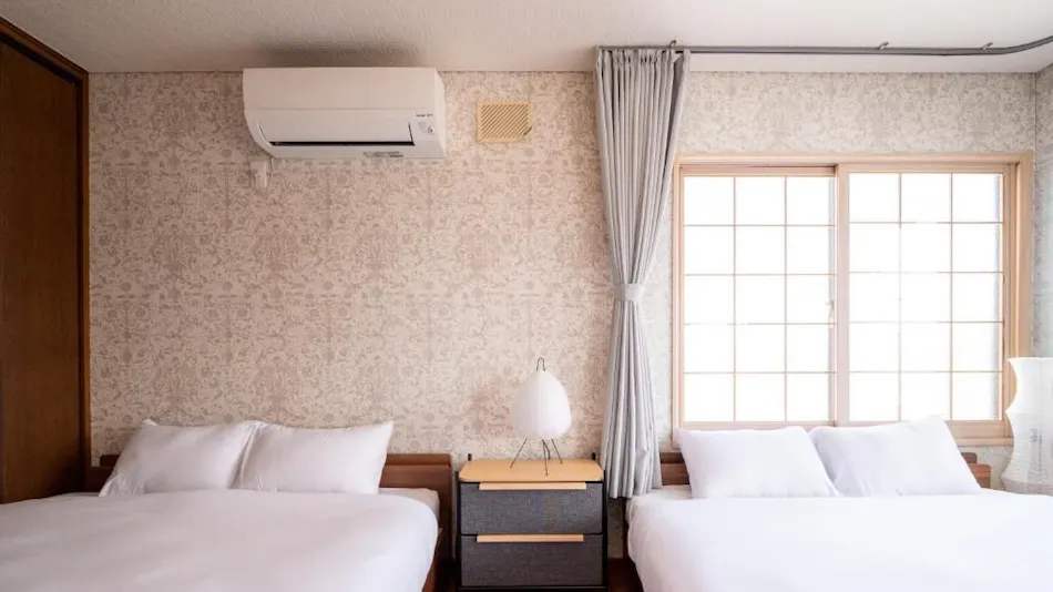 Nakamachi House