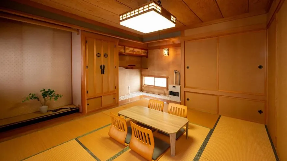 Nakamachi House
