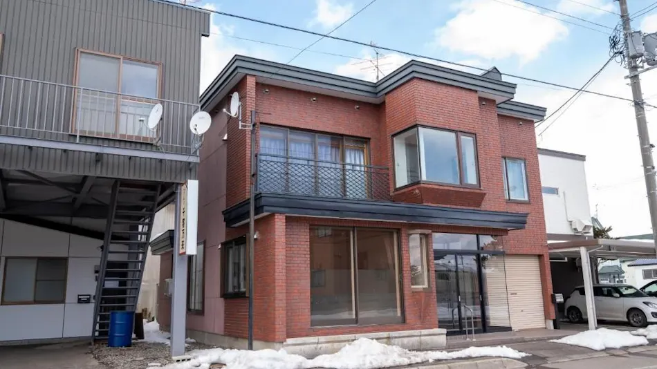 Nakamachi House