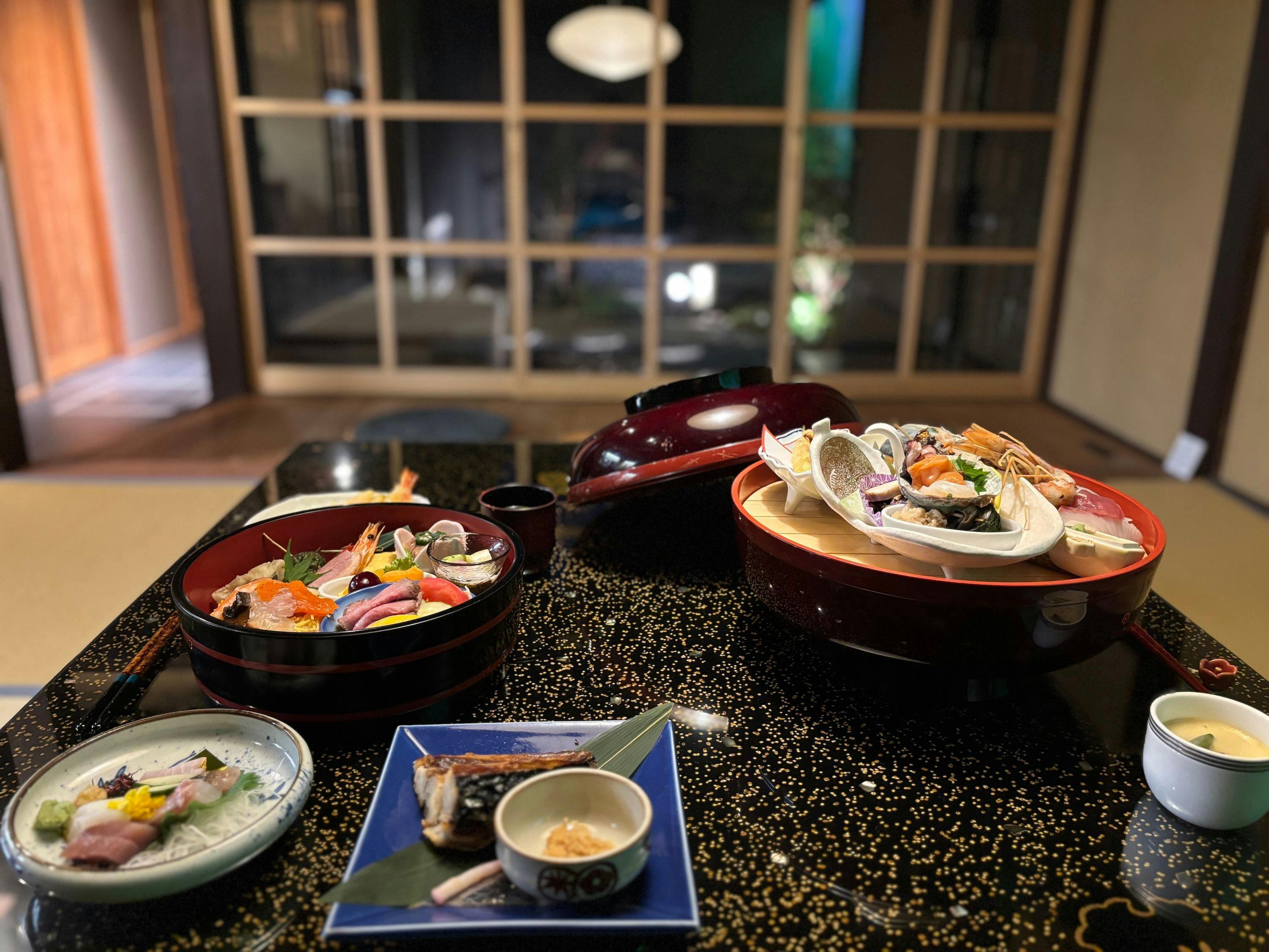 Tsubaki & tokotowa - A Traditional Machiya with Private Rental, Featuring a stone sauna and Open-Air Bath