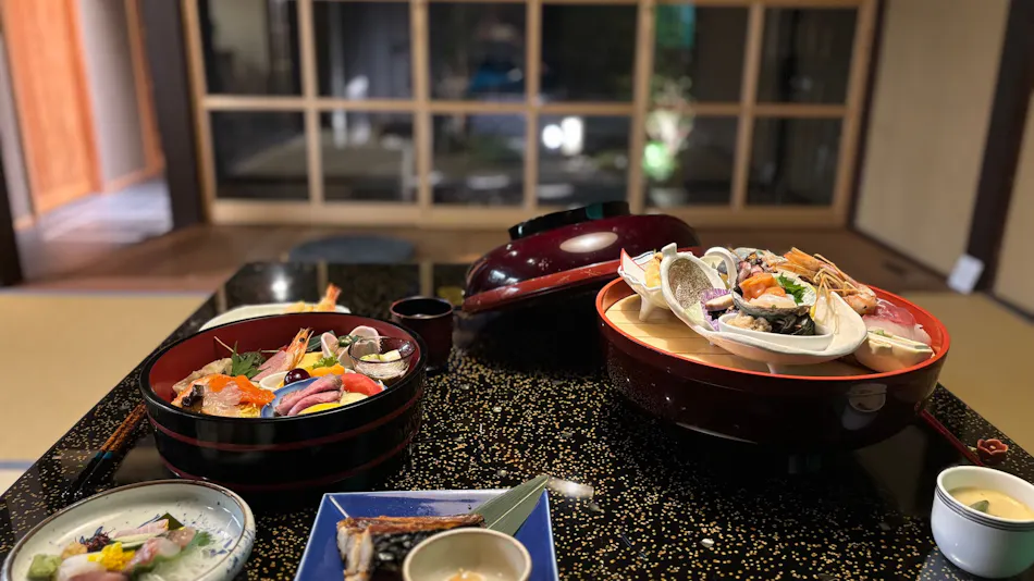 Tsubaki & tokotowa - A Traditional Machiya with Private Rental, Featuring a stone sauna and Open-Air Bath