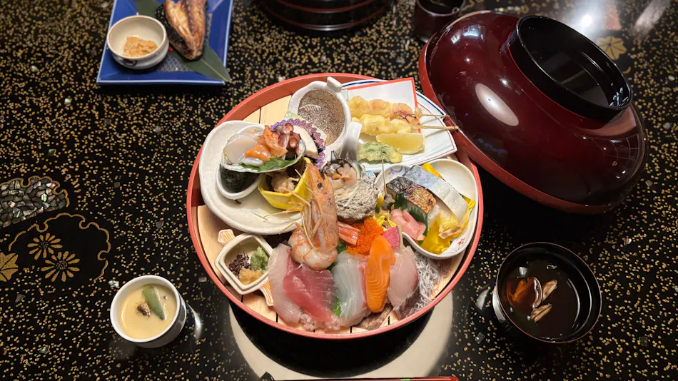Tsubaki & tokotowa - A Traditional Machiya with Private Rental, Featuring a stone sauna and Open-Air Bath