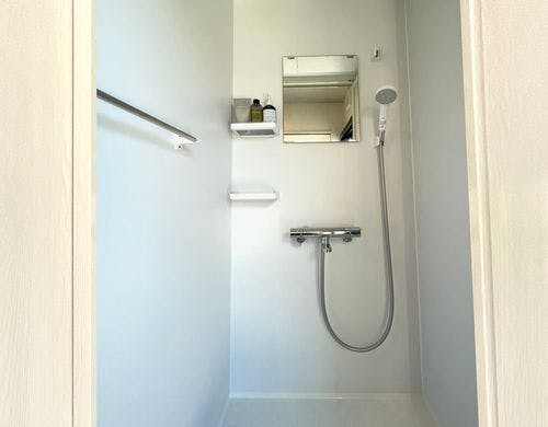 シャワーブース